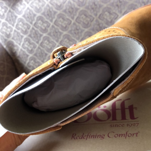 SOFFT new GENUINE SUEADE / LEATHER booties 492SN - Picture 16 of 16